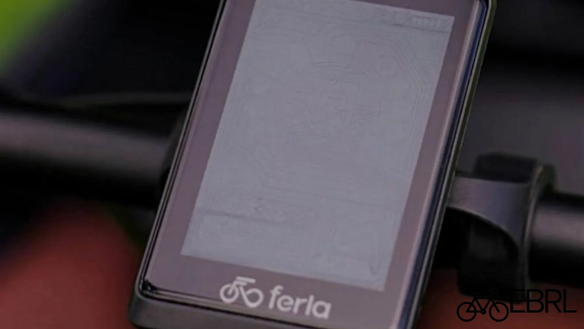 Ferla Royce II handlebar display showing assist level, speed, and battery indicator