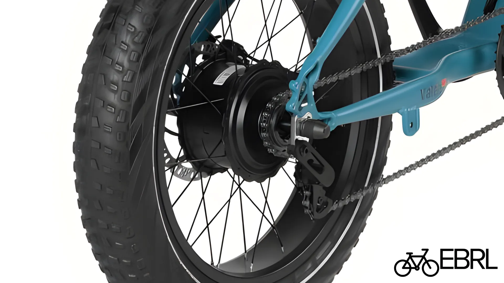 Retrospec Valen Rev 2 750W rear hub motor close-up